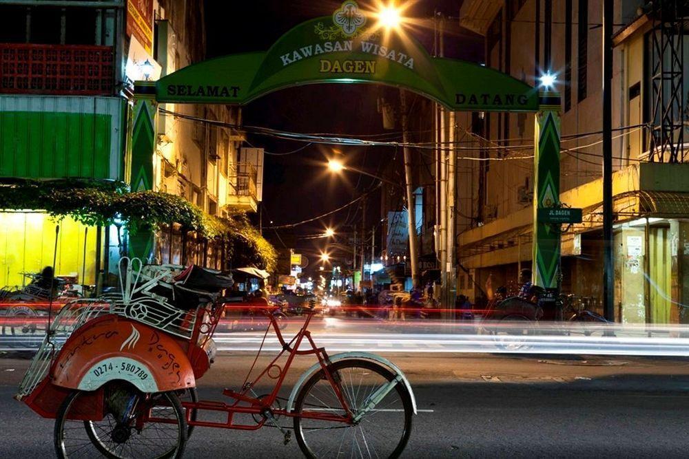 Jentra Dagen Hotel Malioboro Джок'якарта Екстер'єр фото