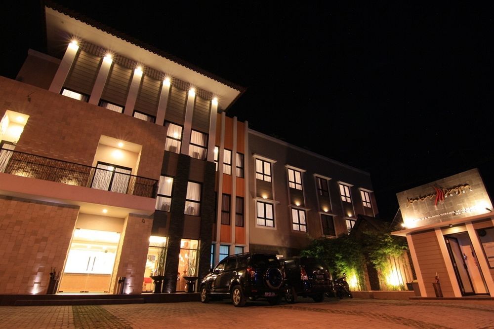 Jentra Dagen Hotel Malioboro Джок'якарта Екстер'єр фото